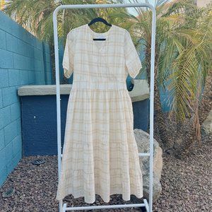 Sweet Salt Cream Checkered dress w Puff Sleeves